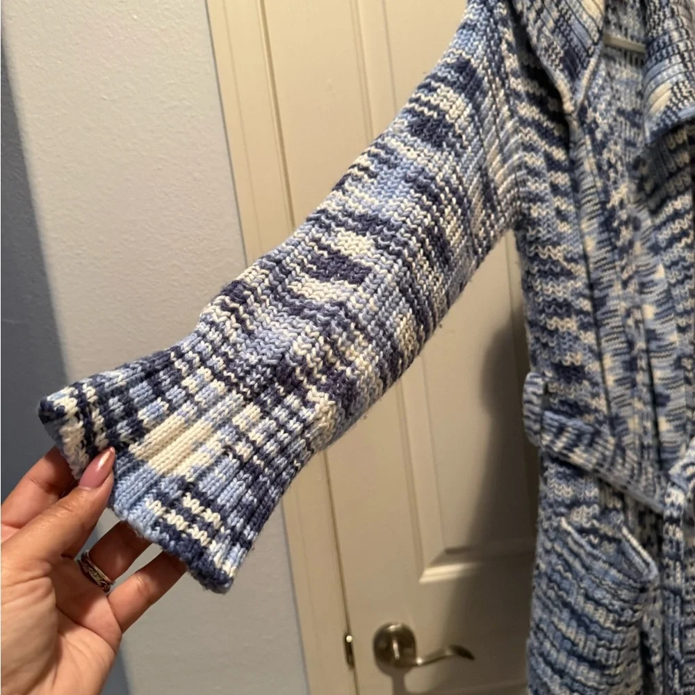 STAUD Blue and White Heavy Knit Sweater Sz XS pockets tie belt - Picture 8 of 9